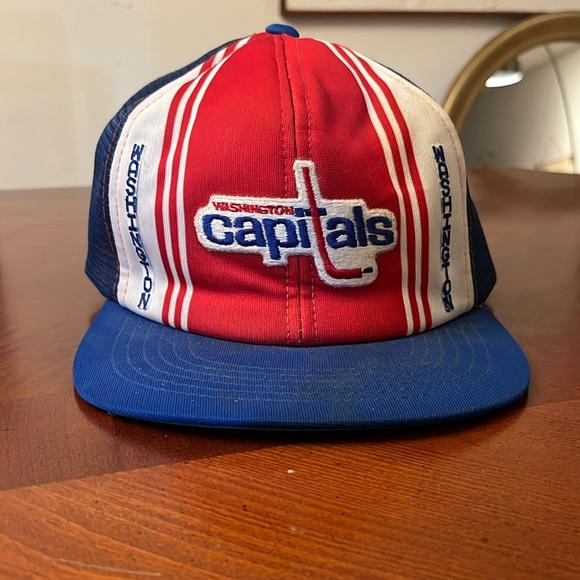 Vintage Washington Capitals Trucker Hat - Picture 1 of 7